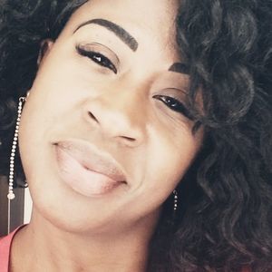 Meet your Posher, Marcia